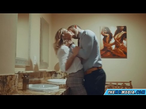 ❤️ Cuando una rubia tetona te seduce en un baño público Super sexo en es.playcrot69.top ❌️❤️❤️❤️❤️❤️❤️❤️